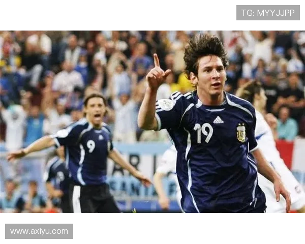 伊朗7岁足球天才崭露头角引发全球关注与期待 伊朗7岁足球天才崭露头角引发全球关注与期待