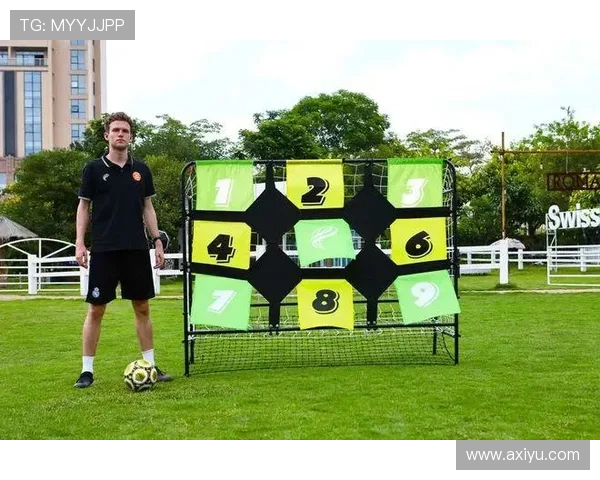 假扮足球明星视频连线挑战赛引发热潮网友纷纷参与互动乐趣无穷 假扮足球明星视频连线挑战赛引发热潮网友纷纷参与互动乐趣无穷