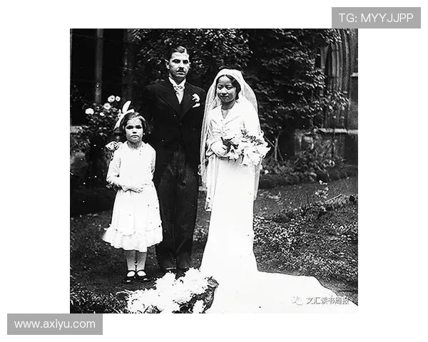 足球明星们的女友们：她们背后的故事与光辉时刻