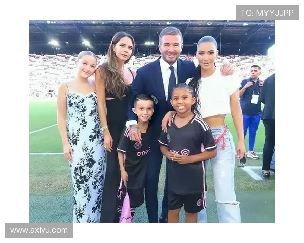 全球足球巨星汇聚一堂揭示百名明星背后的传奇故事与成就